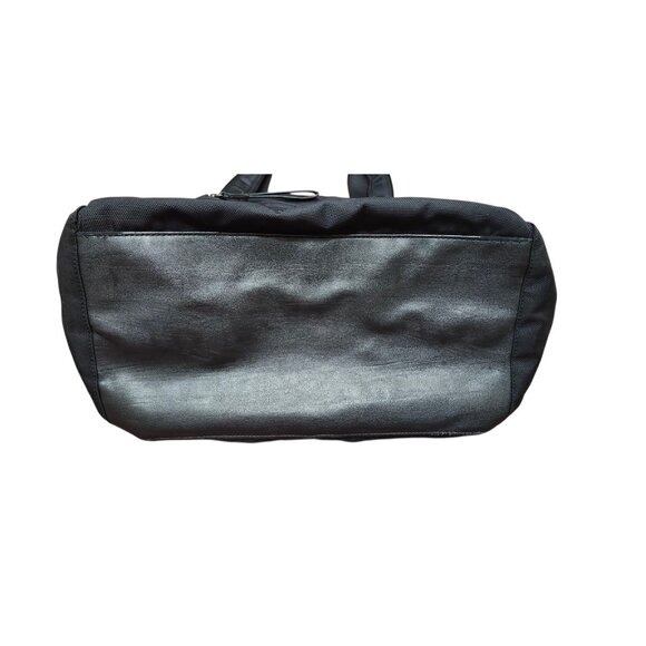 Lululemon Athletica Free to Be Sports Bag Duffle Luggage Gym Tote Black Yoga - Picture 7 of 16